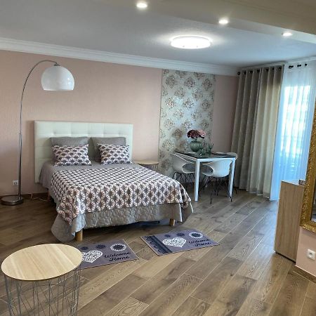 Studio With Swimming Pool 80 Meters Near The Beach Nice Exterior photo